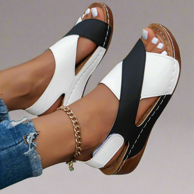 Alwine | Sandali con zeppa fatti a mano in materiale premium
