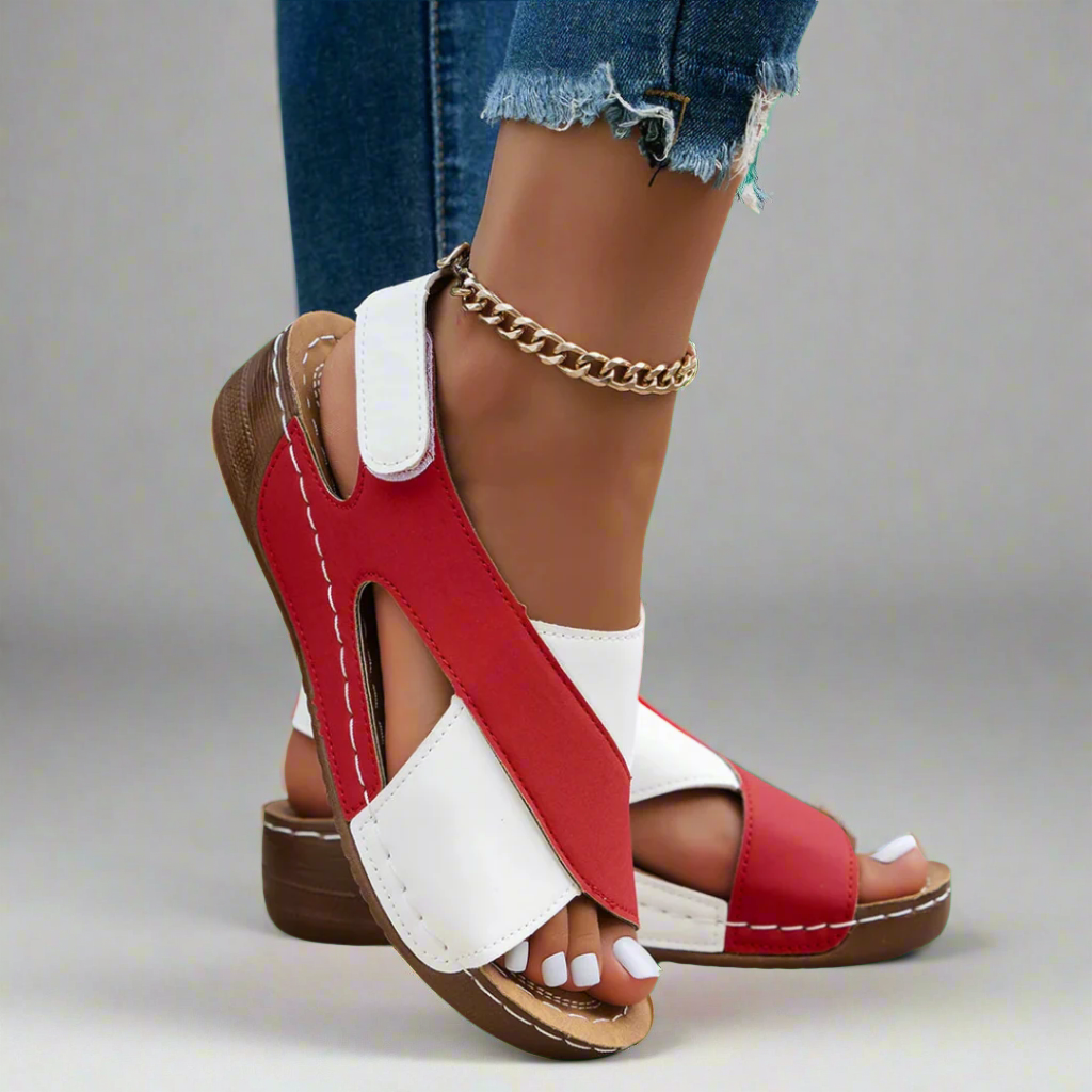 Alwine | Sandali con zeppa fatti a mano in materiale premium