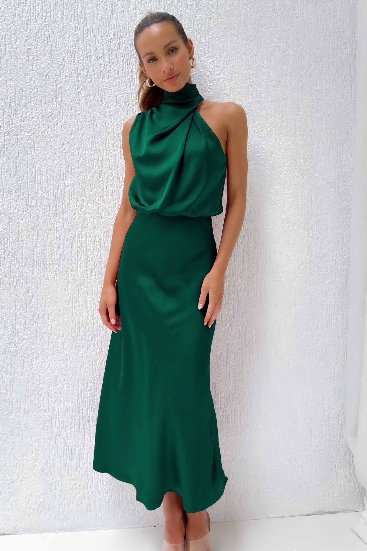 Carlina | Abito Lungo in Satin con Scollo Halter