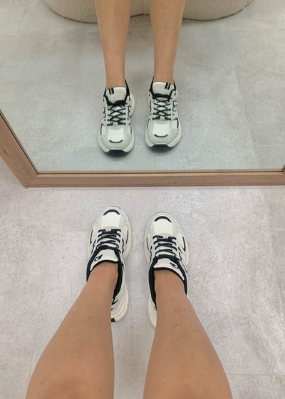 Evy - La sneaker indispensabile