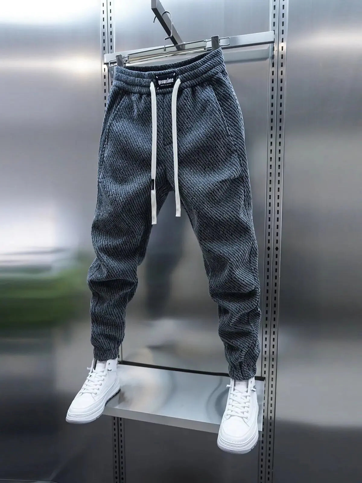 Leon™ | Pantaloni casual con motivo