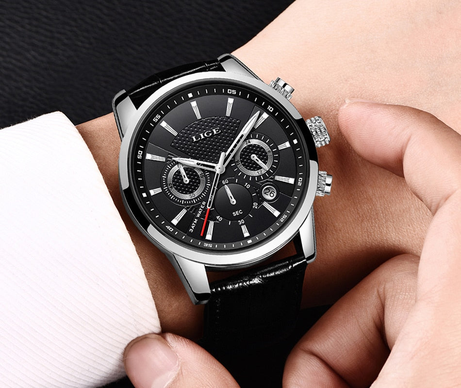 Orologio in pelle militare alla moda