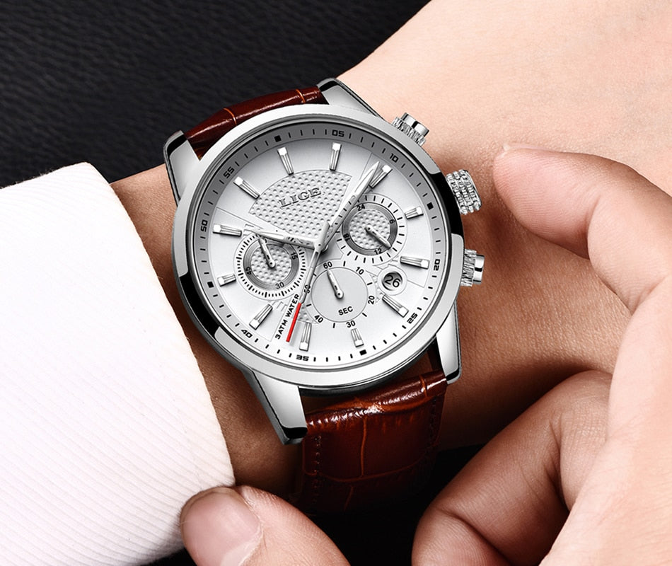 Orologio in pelle militare alla moda