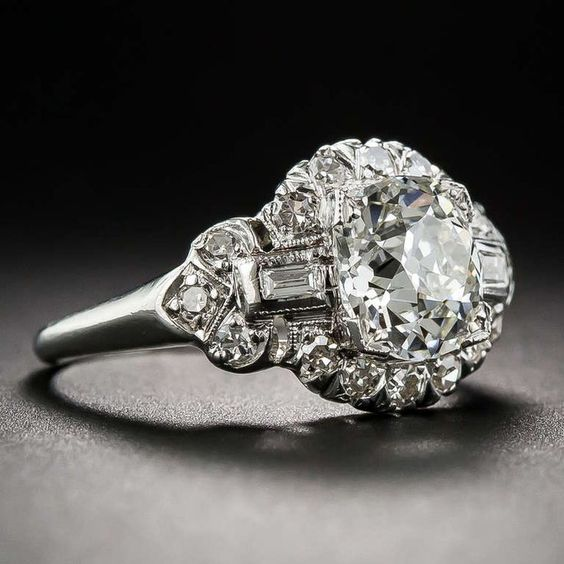 Elegante anello in zirconio in argento sterling