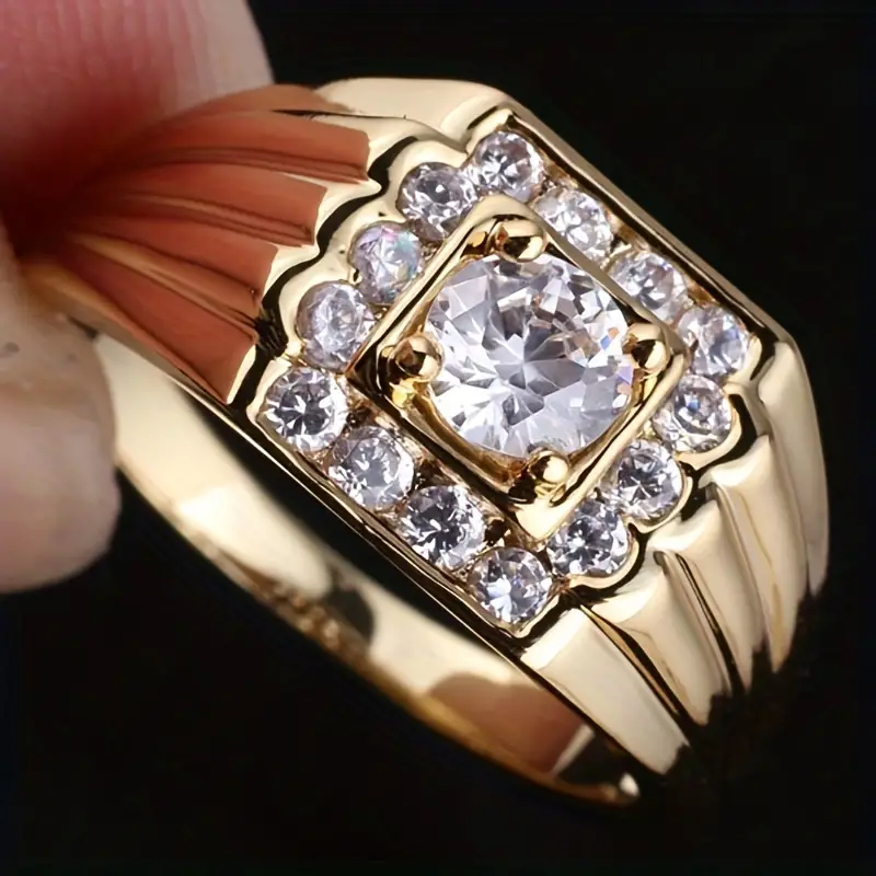 Anello vintage in oro con strati di zirconio